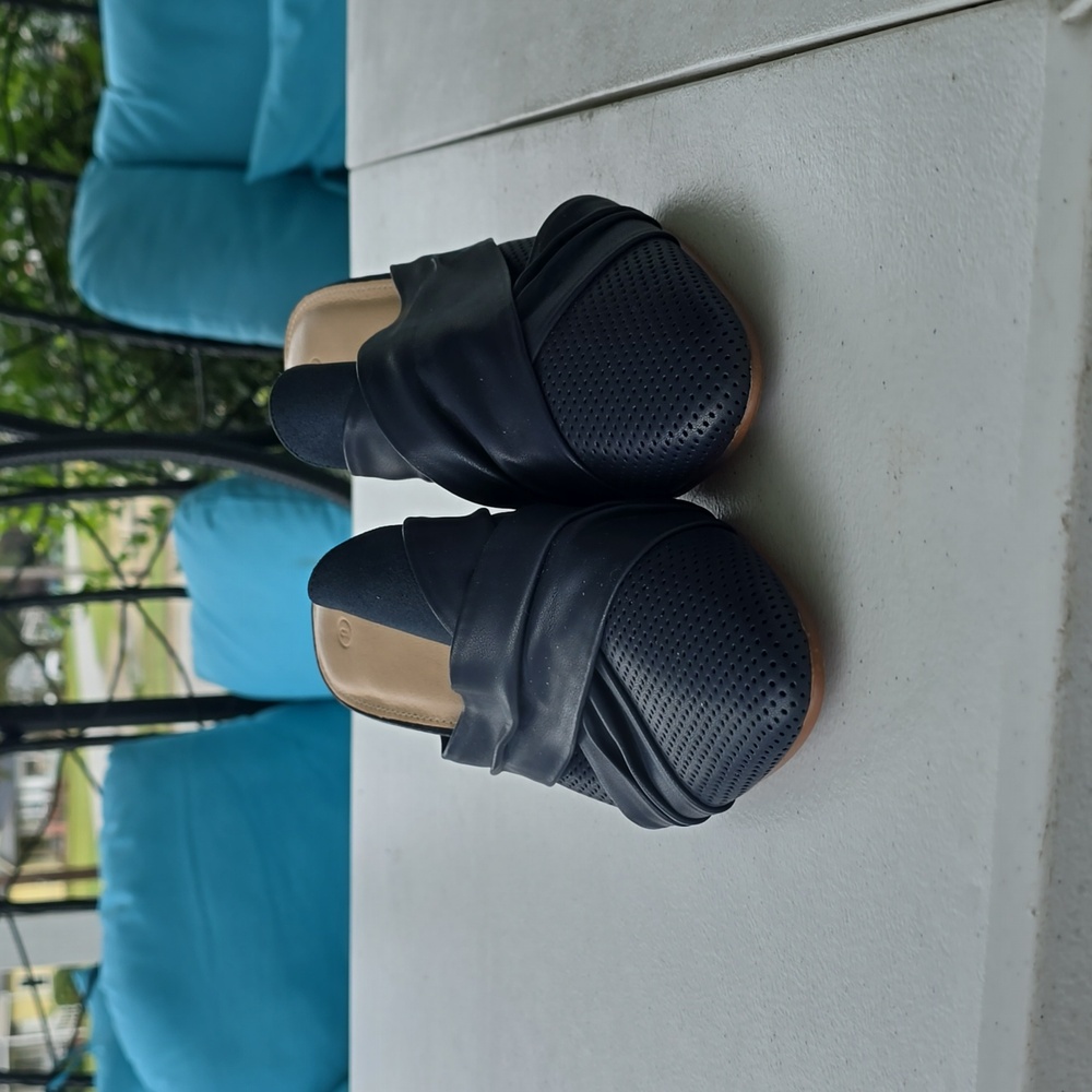 Chic Black Women's Mules